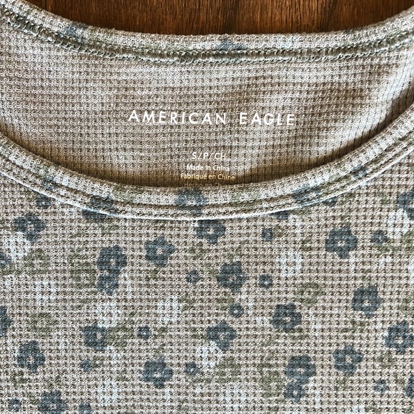 American Eagle size small crop top - Picture 3 of 4